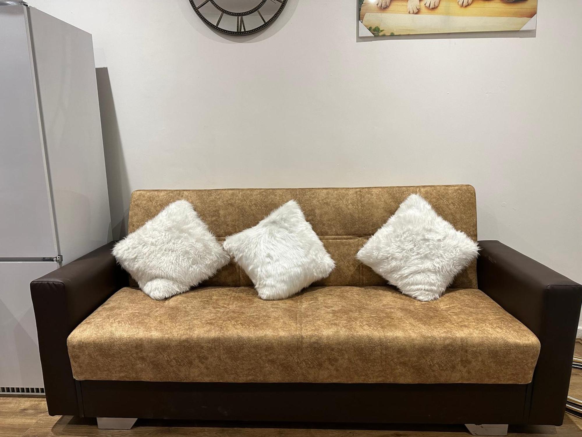 City Lodge Excel Лондон Экстерьер фото