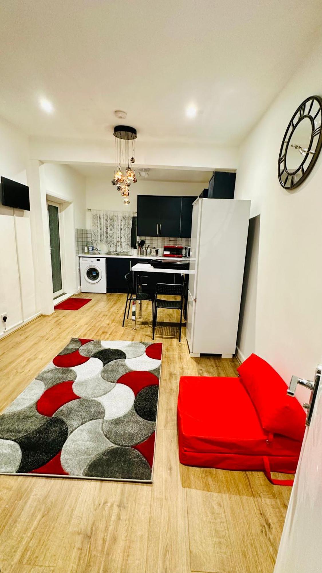 City Lodge Excel Лондон Экстерьер фото